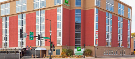 Holiday Inn Hotel St Paul Downtown Exterior