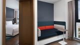 Holiday Inn Express Longquanyi North Suite
