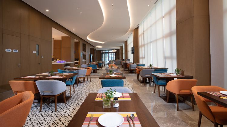 Holiday Inn Express Longquanyi North Restaurant