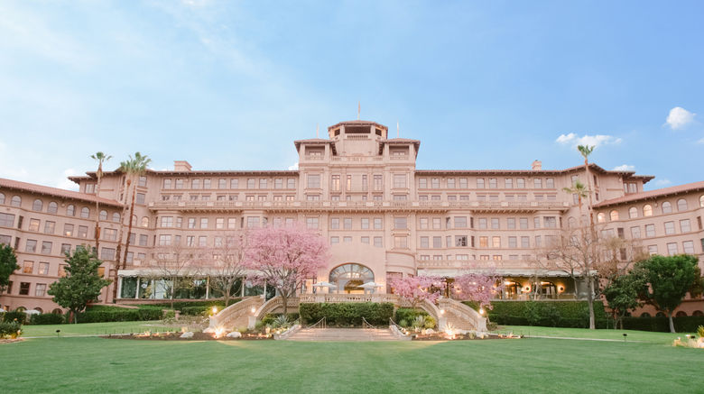 The Langham Huntington Pasadena Exterior. Images powered by <a href="https://www.leonardoworldwide.com" target="_blank" rel="noopener">Leonardo</a>.