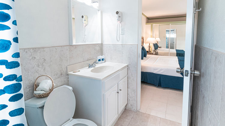 Worthing Court Apartment Hotel Room