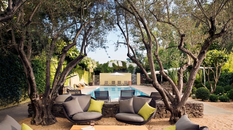 Hotel Healdsburg Exterior