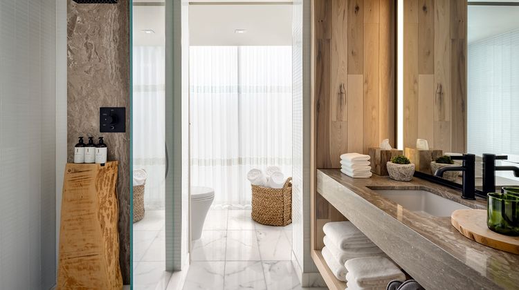1 Hotel Toronto Room