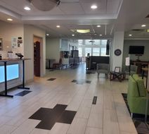 Holiday Inn Express Hotel & Suites Lobby