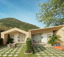 Taj Aravali Resort & Spa Exterior