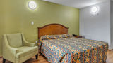 Studios and Suites 4 Less Emporia Room