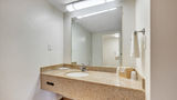 Studios and Suites 4 Less Emporia Room