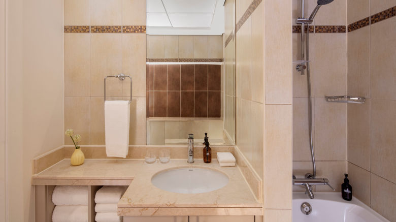 <b>Staybridge Suites Dubai Internet City Room</b>. Images powered by <a href="https://www.leonardoworldwide.com/" title="Leonardo Worldwide" target="_blank">Leonardo</a>.