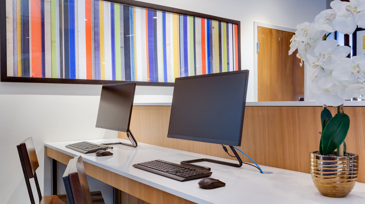 Holiday Inn Express & Suites Latta Other
