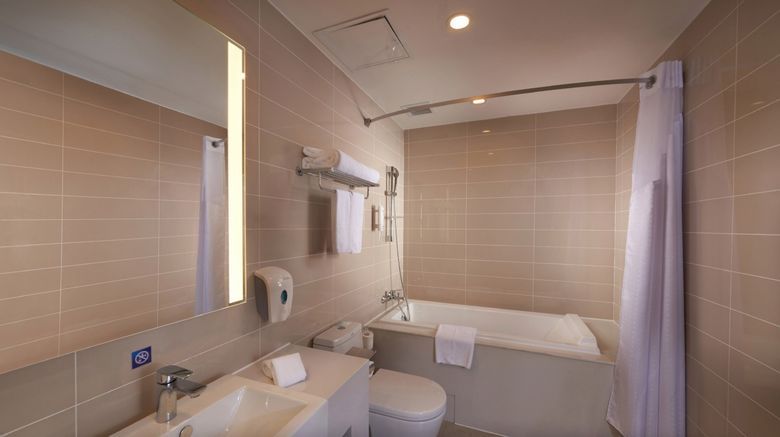 <b>Holiday Inn Express North Station Suite</b>. Images powered by <a href="https://www.leonardoworldwide.com/" title="Leonardo Worldwide" target="_blank">Leonardo</a>.