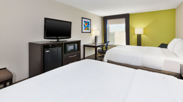 Holiday Inn Express Chillicothe Room