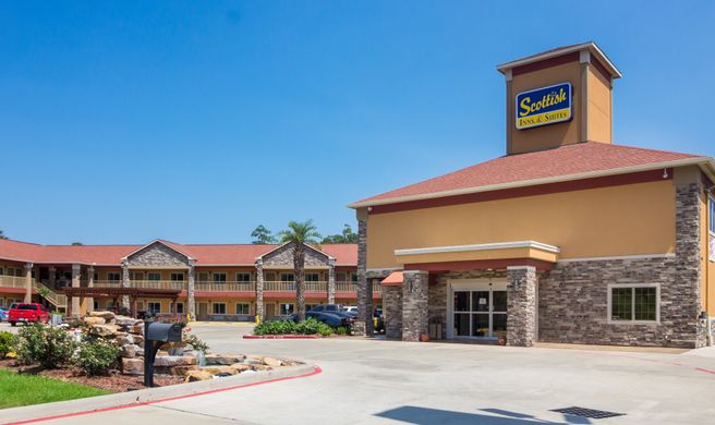 Scottish Inns & Suites Exterior