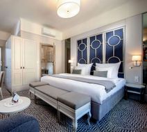 Amber Design Residence Room