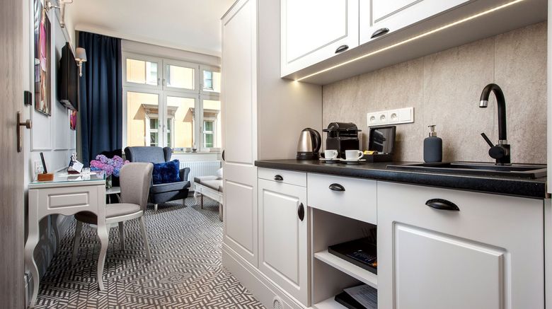 <b>Amber Design Residence Room</b>. Images powered by <a href="https://www.leonardoworldwide.com/" title="Leonardo Worldwide" target="_blank">Leonardo</a>.
