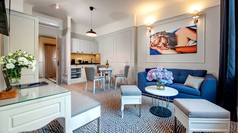 <b>Amber Design Residence Room</b>. Images powered by <a href="https://www.leonardoworldwide.com/" title="Leonardo Worldwide" target="_blank">Leonardo</a>.