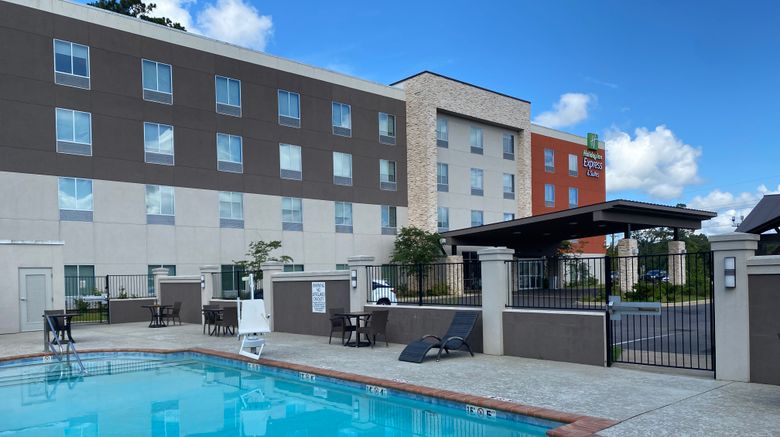 <b>Holiday Inn Express Pineville-Alexandria Exterior</b>. Images powered by <a href="https://www.leonardoworldwide.com/" title="Leonardo Worldwide" target="_blank">Leonardo</a>.