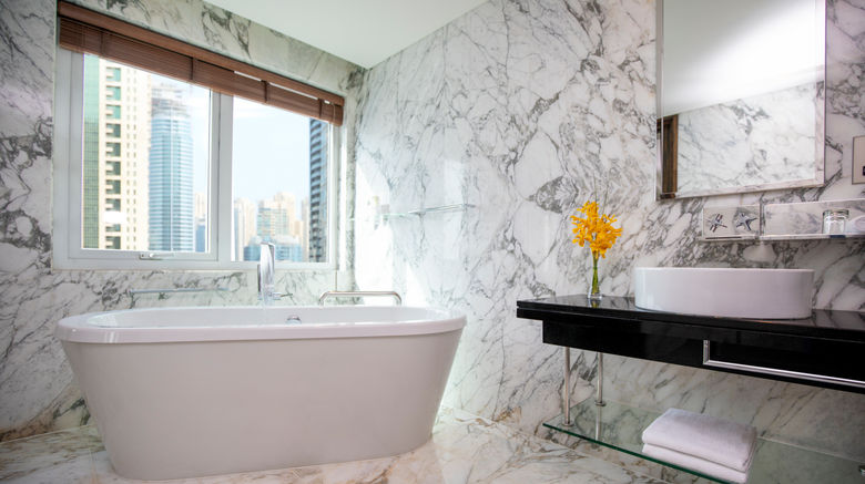 <b>voco Bonnington Dubai Room</b>. Images powered by <a href="https://www.leonardoworldwide.com/" title="Leonardo Worldwide" target="_blank">Leonardo</a>.
