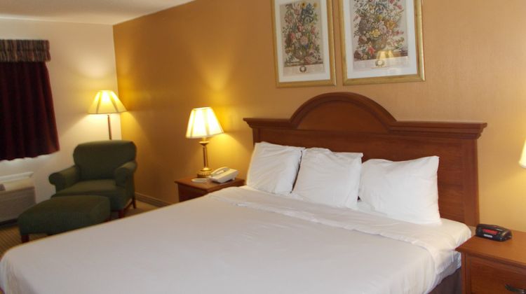 Royalton Inn Wilmington Room