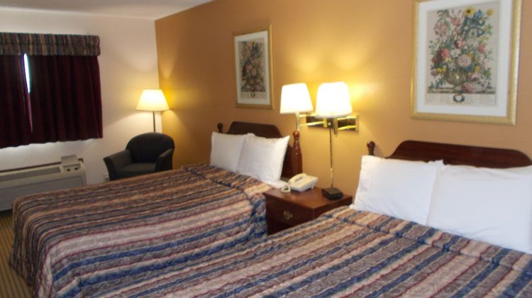 Royalton Inn Wilmington Room