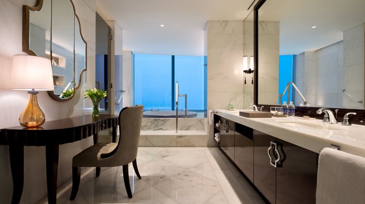 Lotte Hotel Hanoi Room