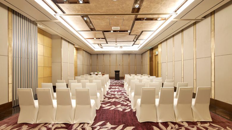 <b>Lotte Hotel Hanoi Ballroom</b>. Images powered by <a href="https://www.leonardoworldwide.com/" title="Leonardo Worldwide" target="_blank">Leonardo</a>.