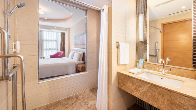 <b>Holiday Inn Express Beijing Guangshun Room</b>. Images powered by <a href="https://www.leonardoworldwide.com/" title="Leonardo Worldwide" target="_blank">Leonardo</a>.