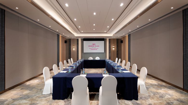 <b>Crowne Plaza Shanghai Nanjing Road Meeting</b>. Images powered by <a href="https://www.leonardoworldwide.com/" title="Leonardo Worldwide" target="_blank">Leonardo</a>.