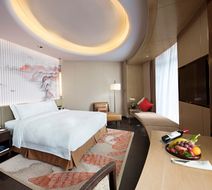 HUALUXE Wuhu Room