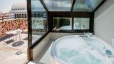 <b>Hotel Opera Room</b>. Images powered by <a href="https://www.leonardoworldwide.com/" title="Leonardo Worldwide" target="_blank">Leonardo</a>.