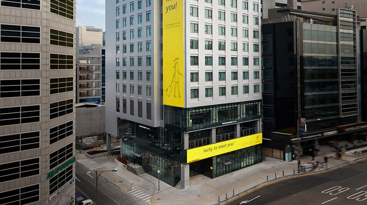 Lotte Hotel L7 Myeongdong Exterior