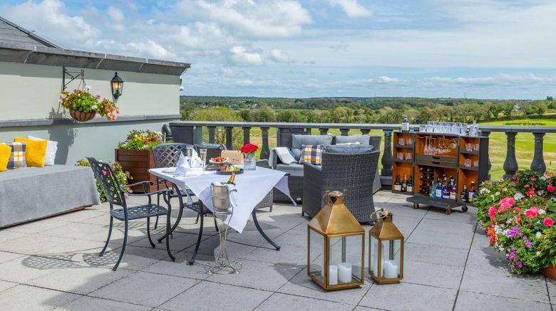 <b>Glenlo Abbey Hotel Suite</b>. Images powered by <a href="https://www.leonardoworldwide.com/" title="Leonardo Worldwide" target="_blank">Leonardo</a>.