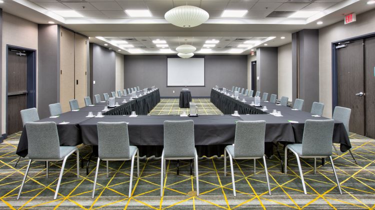 Holiday Inn Dallas-Fort Worth Airport S Meeting