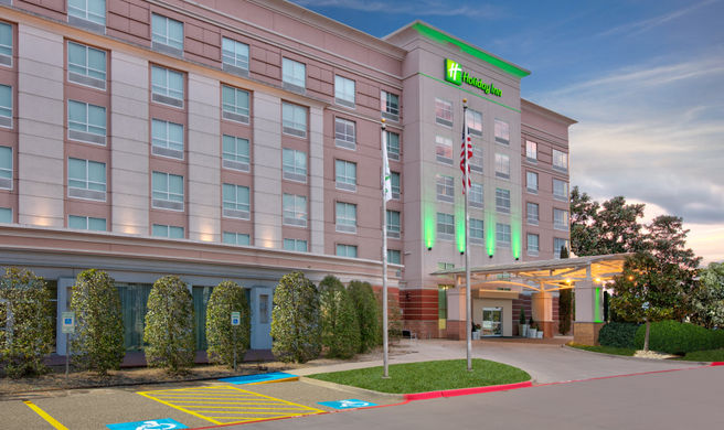 Holiday Inn Dallas-Fort Worth Airport S Exterior