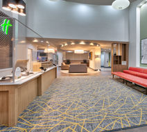 Holiday Inn Dallas-Fort Worth Airport S Lobby
