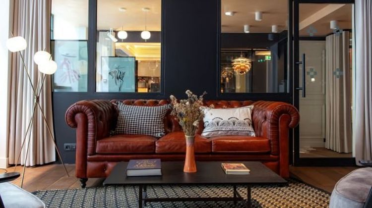 Maison Mere Lobby