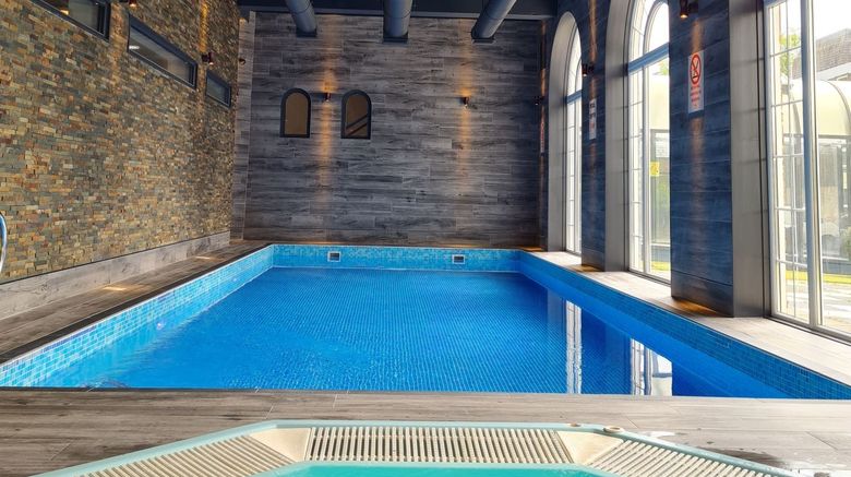 <b>The Blackwell Grange Hotel Pool</b>. Images powered by <a href="https://www.leonardoworldwide.com/" title="Leonardo Worldwide" target="_blank">Leonardo</a>.