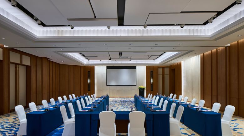 <b>Crowne Plaza Sanya Haitang Bay Resort Meeting</b>. Images powered by <a href="https://www.leonardoworldwide.com/" title="Leonardo Worldwide" target="_blank">Leonardo</a>.