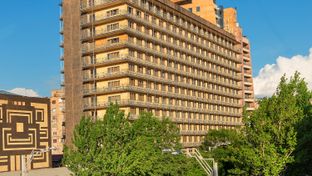 Ani Plaza Hotel