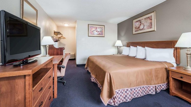 <b>Red Carpet Inn Amish Country Room</b>. Images powered by <a href="https://www.leonardoworldwide.com/" title="Leonardo Worldwide" target="_blank">Leonardo</a>.