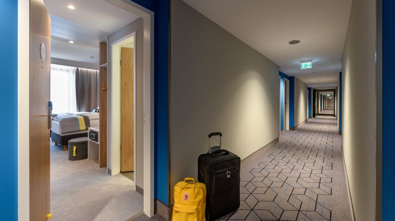 <b>Holiday Inn Express Fulda Lobby</b>. Images powered by <a href="https://www.leonardoworldwide.com/" title="Leonardo Worldwide" target="_blank">Leonardo</a>.