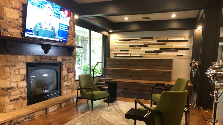 Olympia Hotel at Capitol Lake Lobby