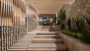 Bill & Coo Luxury Suites Hotel