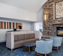 Holiday Inn Express Lobby
