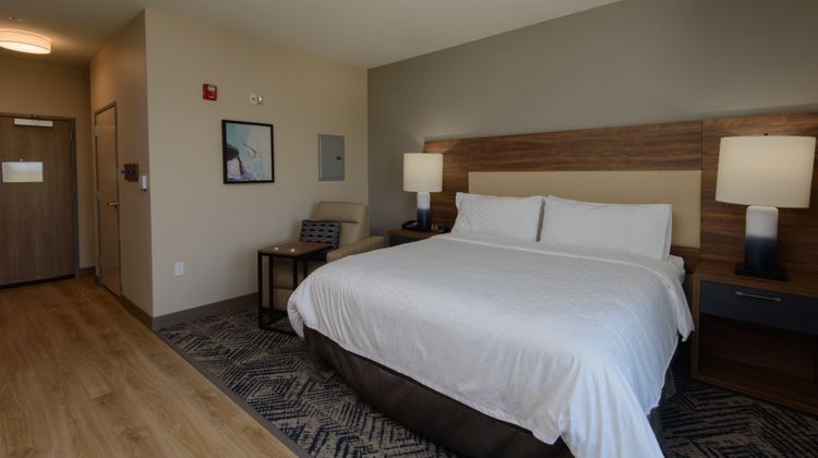 Candlewood Stes Corpus Christi-Portland Room