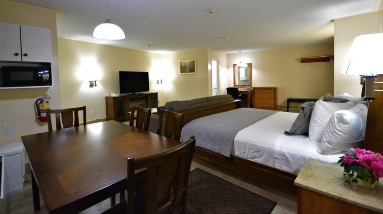 <b>Newmarket Inn Room</b>. Images powered by <a href="https://www.leonardoworldwide.com/" title="Leonardo Worldwide" target="_blank">Leonardo</a>.