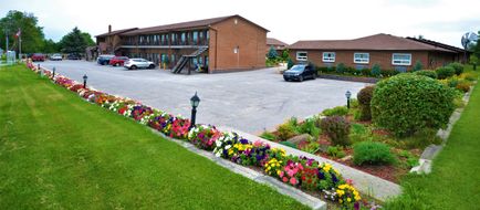Newmarket Inn Exterior