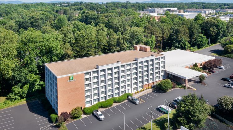 Holiday Inn University Area Exterior