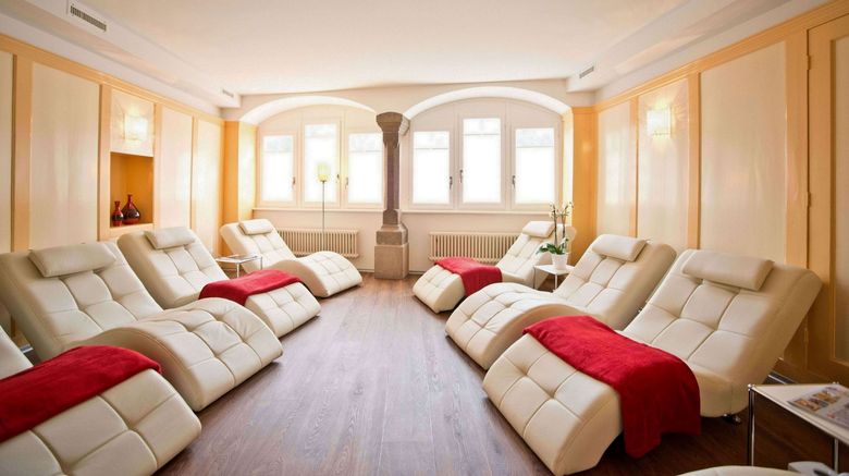 <b>Hotel Kronenhof Recreation</b>. Images powered by <a href="https://www.leonardoworldwide.com/" title="Leonardo Worldwide" target="_blank">Leonardo</a>.