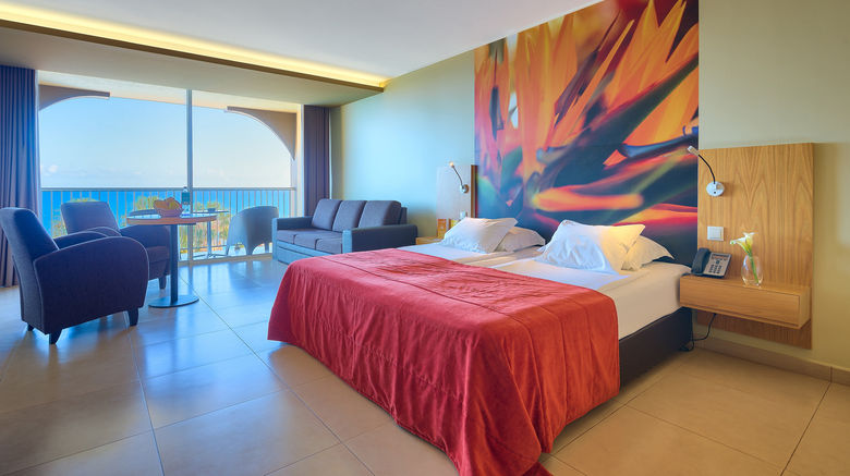<b>Four Views Oasis Hotel Room</b>. Images powered by <a href="https://www.leonardoworldwide.com/" title="Leonardo Worldwide" target="_blank">Leonardo</a>.