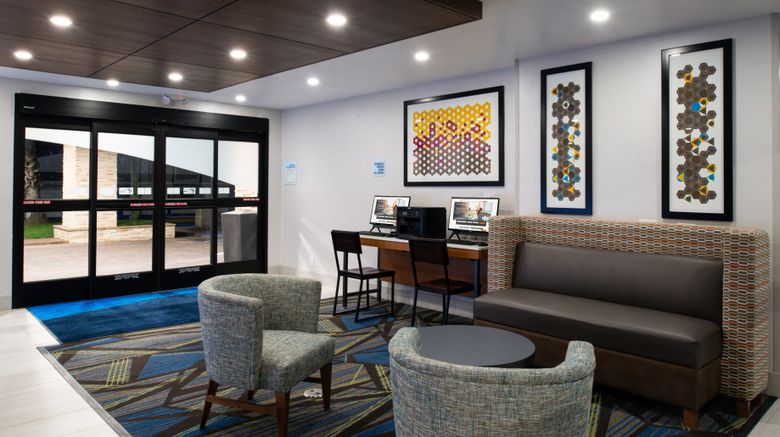 <b>Holiday Inn Express Santa Rosa North Exterior</b>. Images powered by <a href="https://www.leonardoworldwide.com/" title="Leonardo Worldwide" target="_blank">Leonardo</a>.